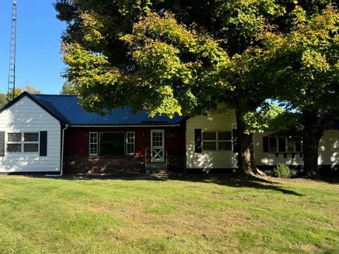 A home in Bangor Twp