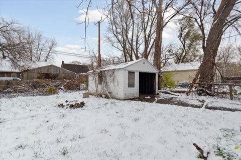 A home in Inkster