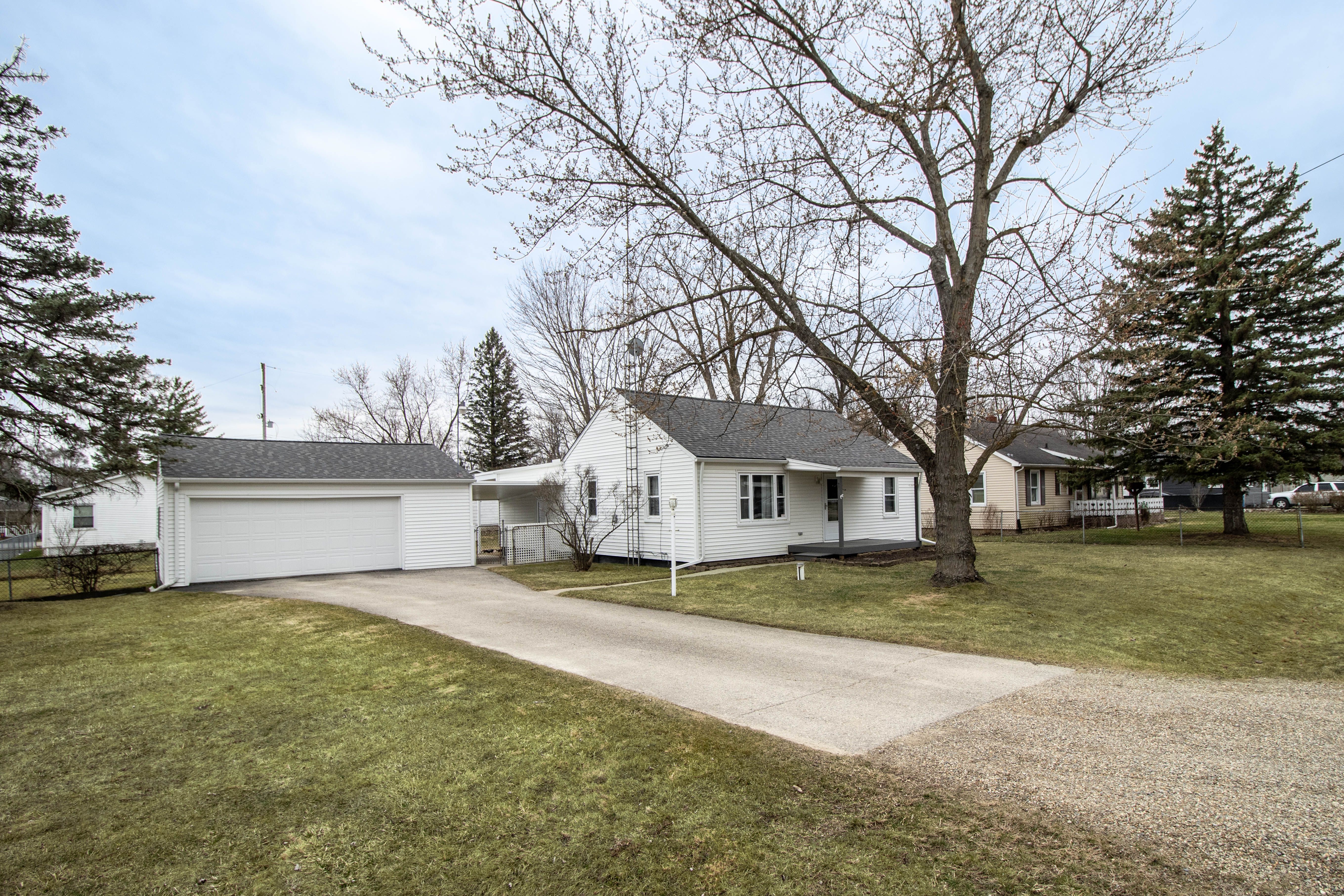 Listing image 1