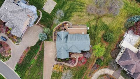 A home in Oakland Twp