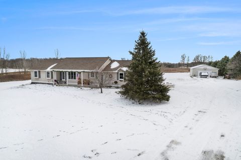 A home in Atlas Twp