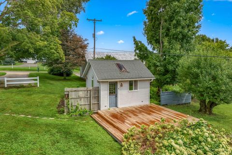 A home in Bethel Twp