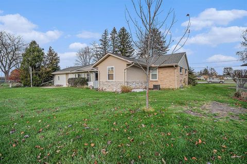 A home in Saginaw Twp