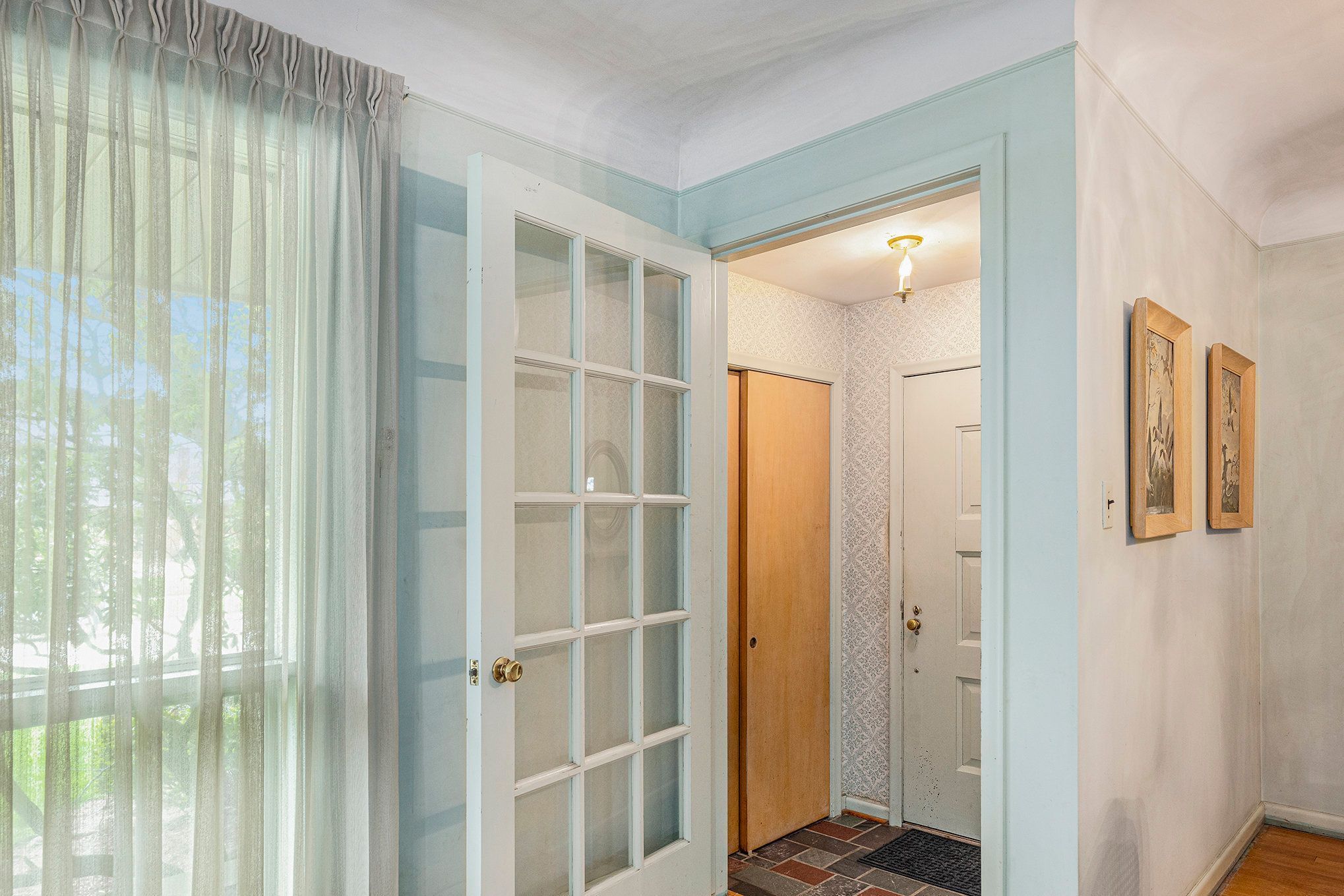 Listing image 1