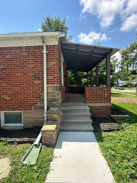 A home in Warren