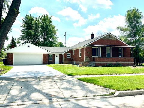 A home in Warren