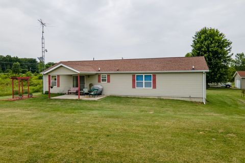 A home in Grand Blanc Twp