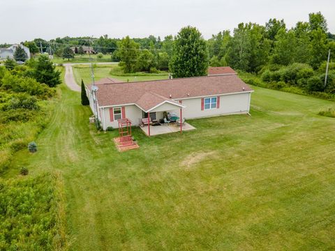 A home in Grand Blanc Twp