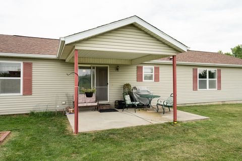 A home in Grand Blanc Twp