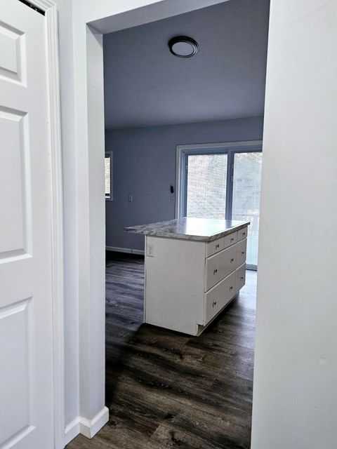 listing image 50
