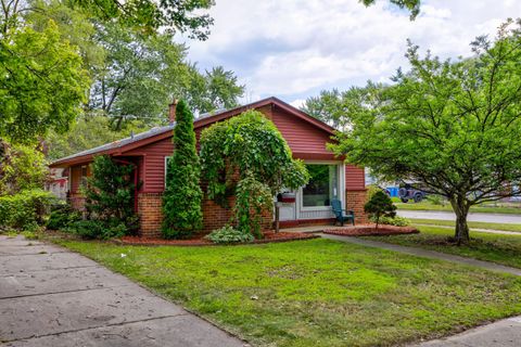 A home in Dearborn Heights