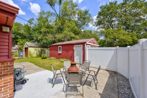 A home in Dearborn Heights