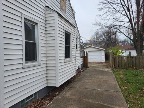 A home in Harper Woods