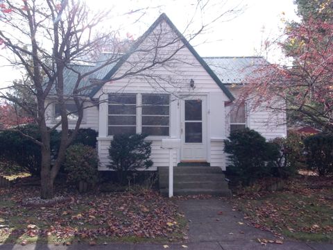 A home in Bronson