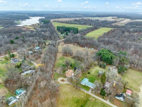 A home in Somerset Twp