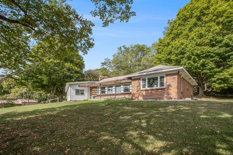 A home in Augusta Vlg