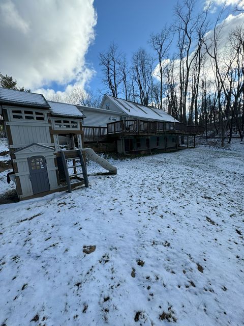 A home in Groveland Twp