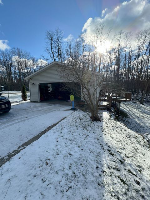 A home in Groveland Twp