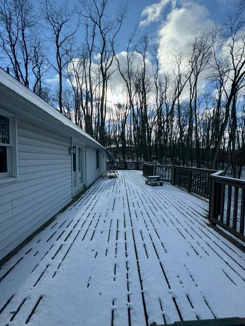 A home in Groveland Twp