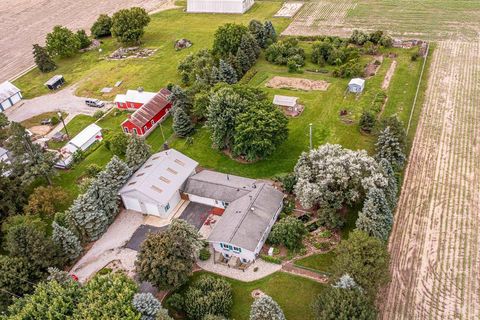 A home in Tuscola Twp