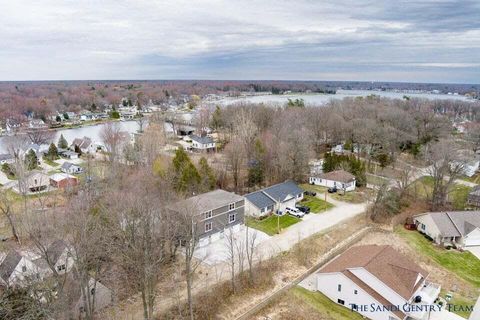 A home in Ferrysburg