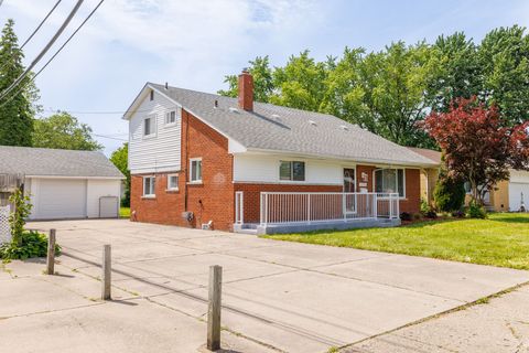 A home in Warren