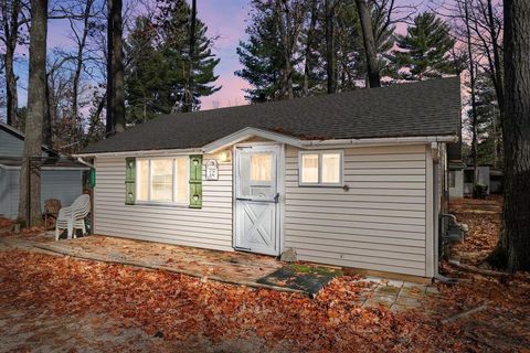 A home in Lyon Twp