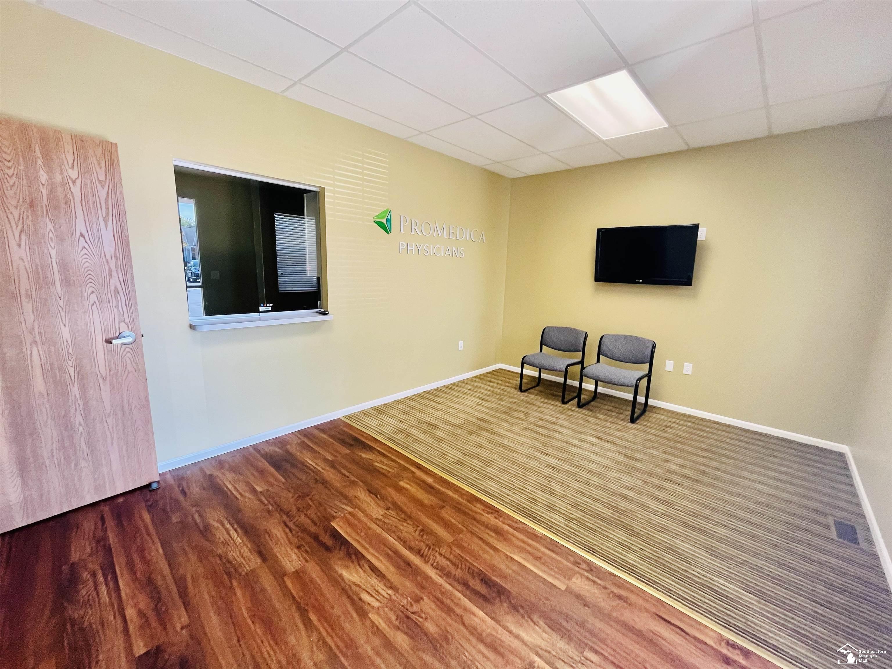 1086 N Monroe Street