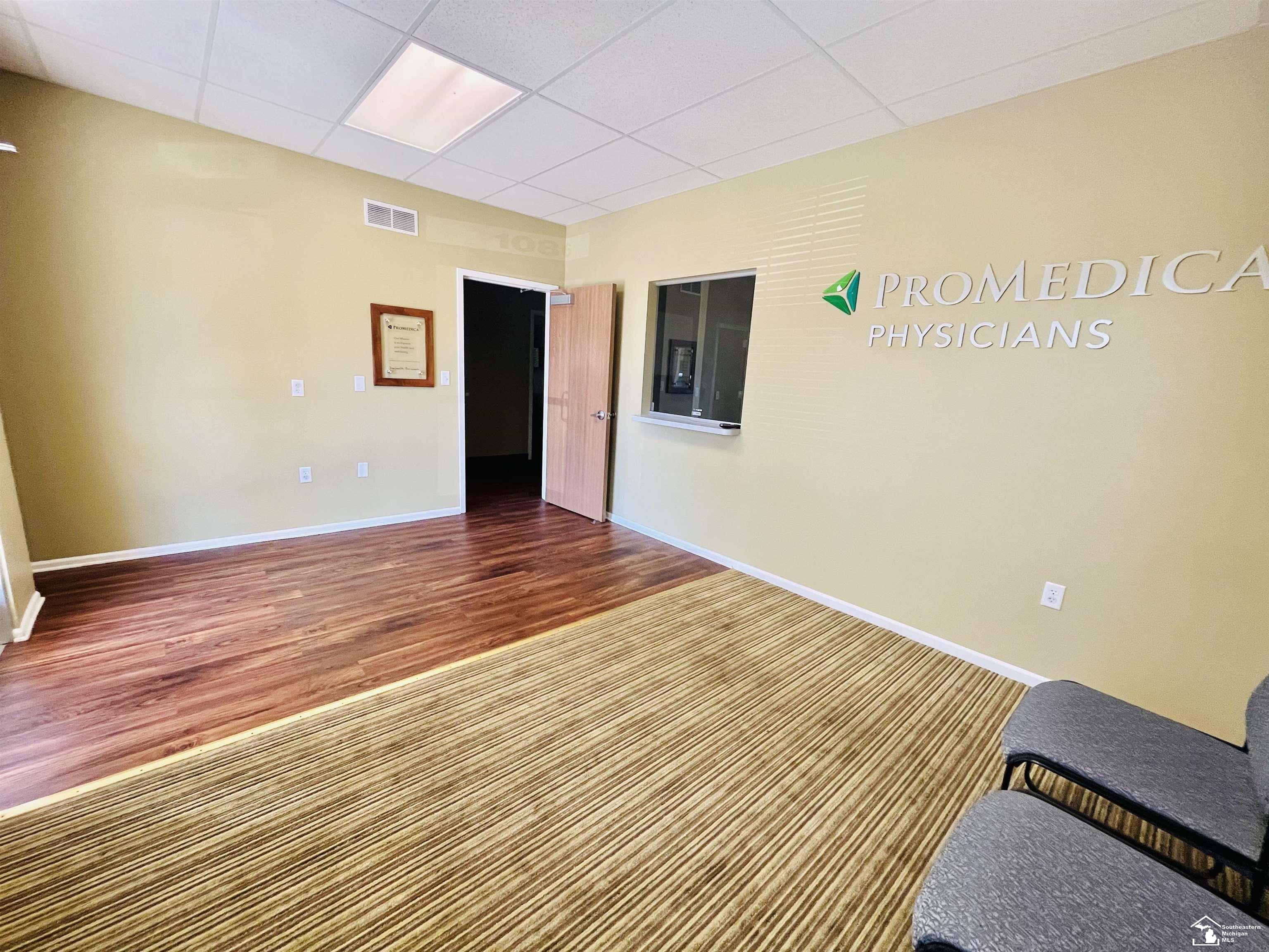 1086 N Monroe Street