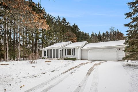 A home in Eureka Twp