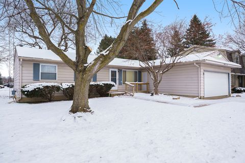 A home in Grand Blanc Twp