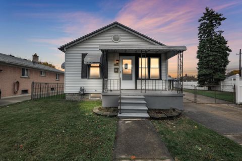 A home in Lincoln Park