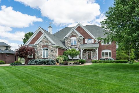 Photo of 2551 Pebble Beach Drive, Oakland Township, MI 48363 (MLS # 20240048298)