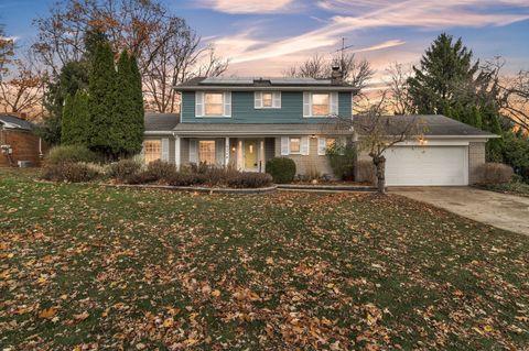 A home in West Bloomfield Twp