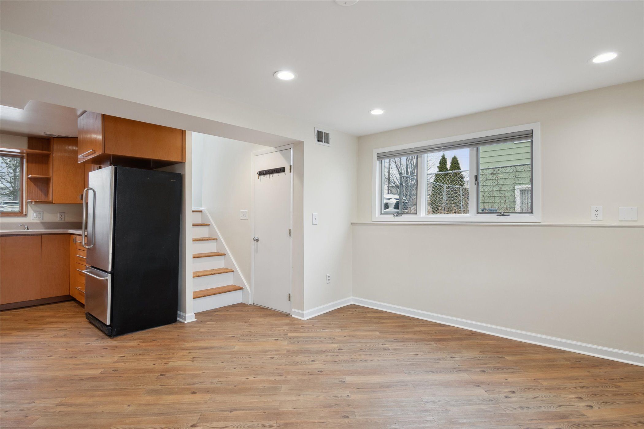 145 HARTSOUGH Street
