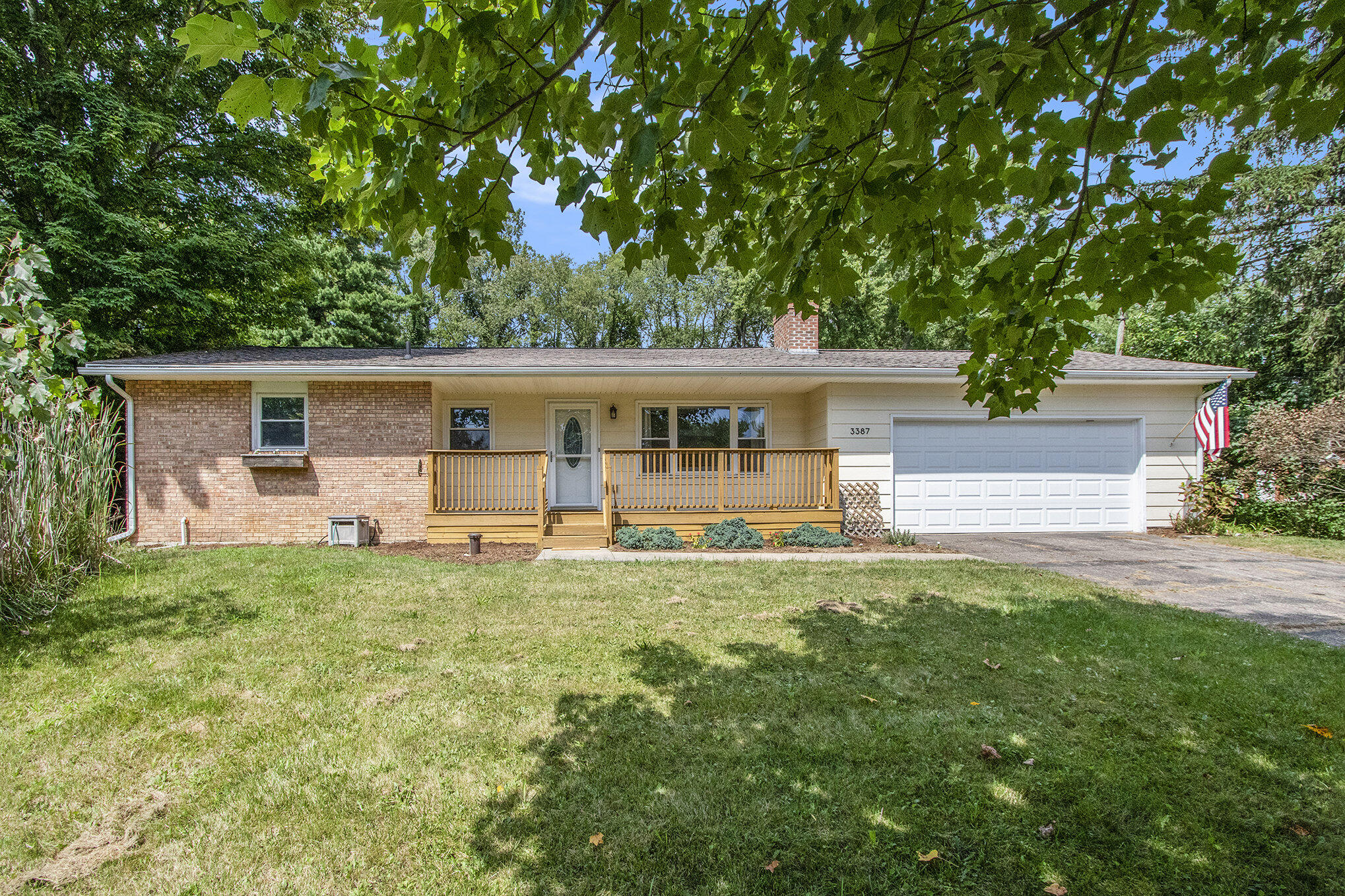 View Oronoko Twp, MI 49103 house