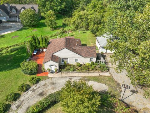 A home in Farmington Hills