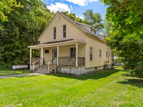 A home in Cleon Twp