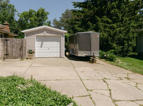 A home in Grand Blanc Twp