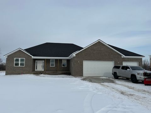 A home in Almont Twp