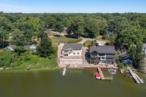 A home in Fruitport Vlg