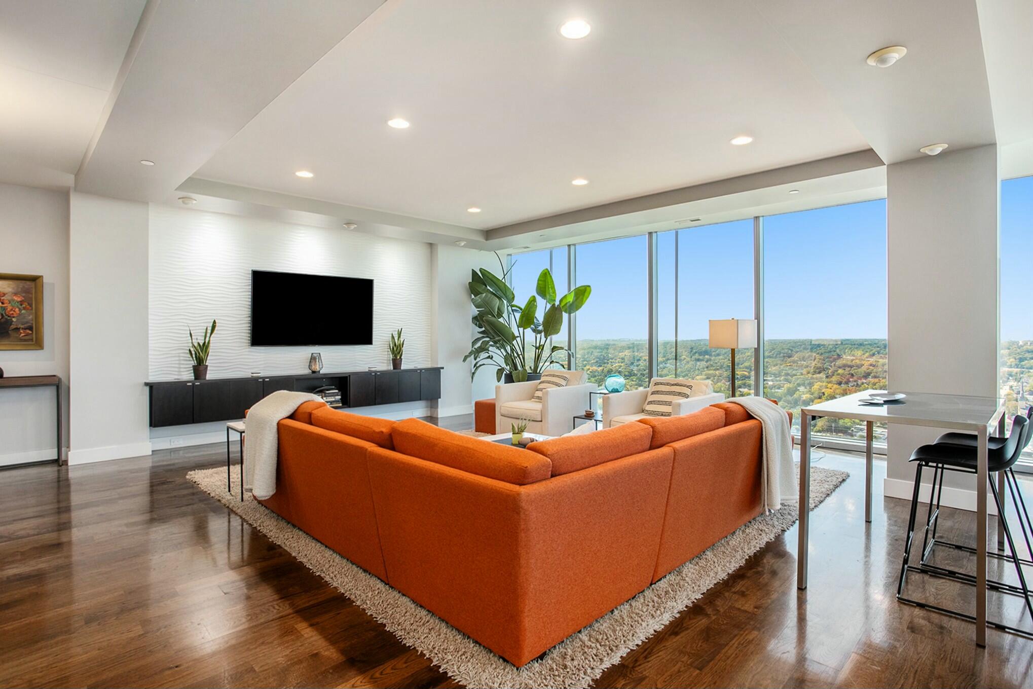 335 Bridge Street NW 2903