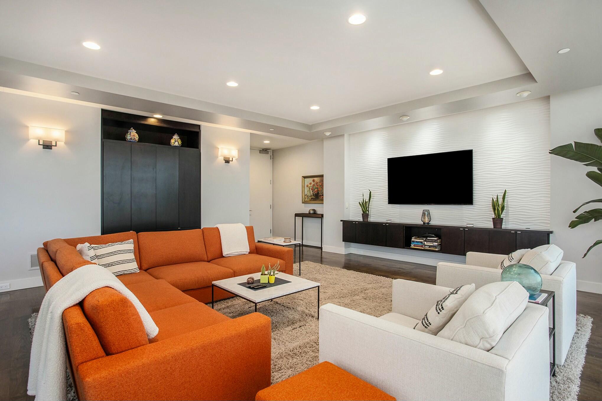 335 Bridge Street NW 2903