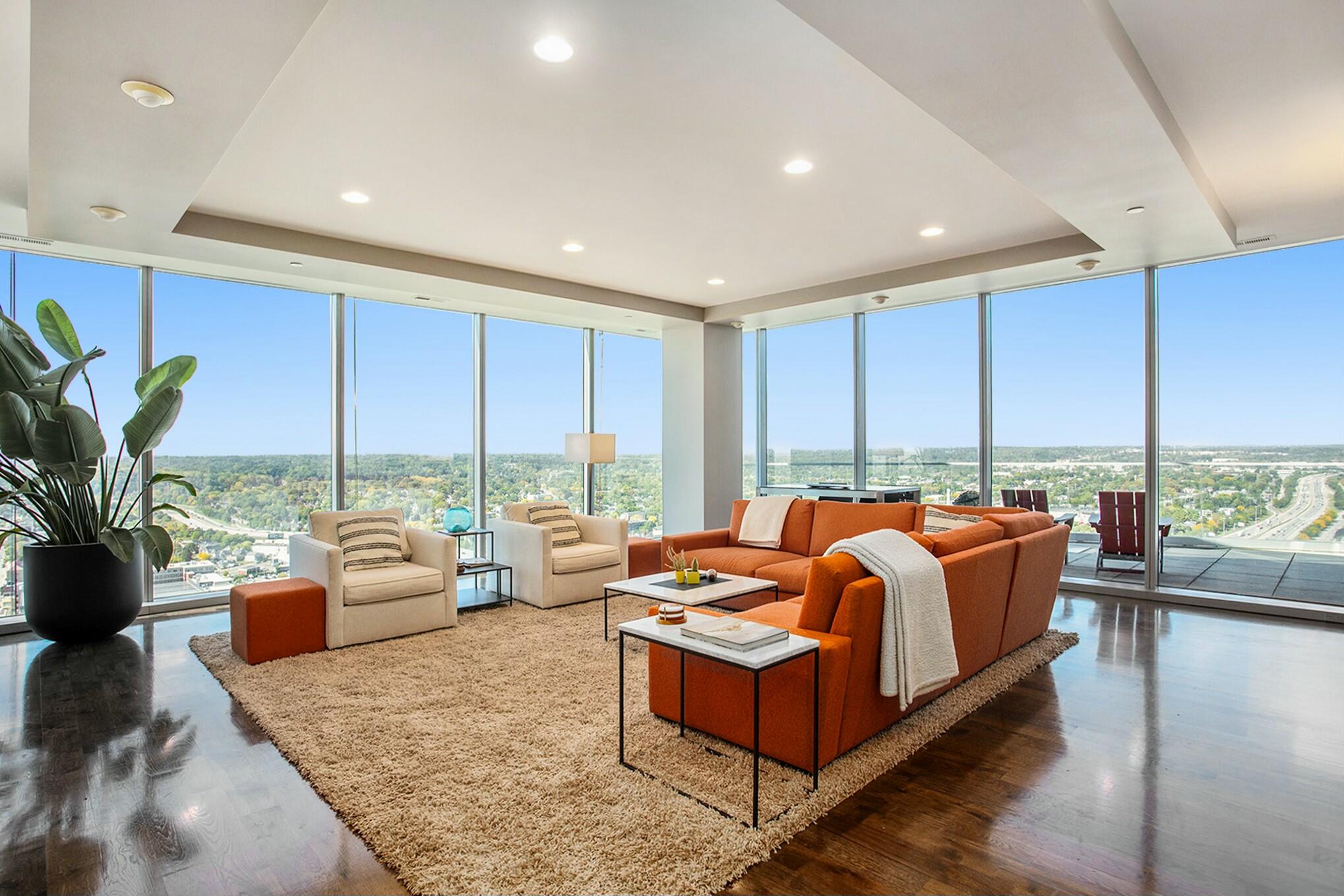 335 Bridge Street NW 2903