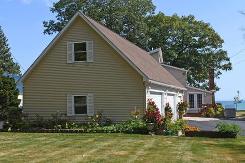 A home in Alabaster Twp