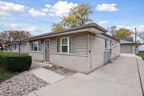 A home in Dearborn Heights