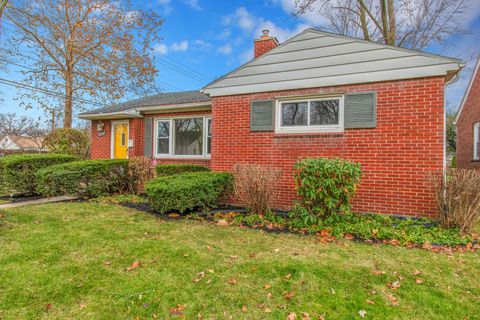 A home in Harper Woods