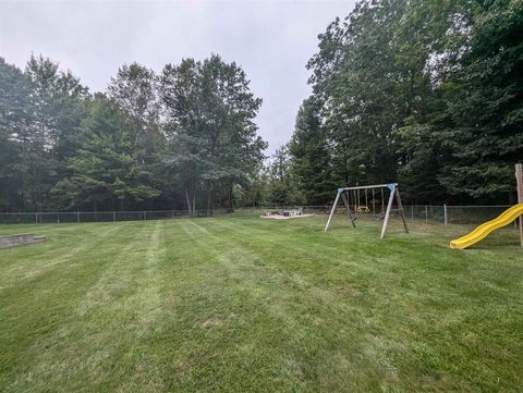 A home in Plainfield Twp