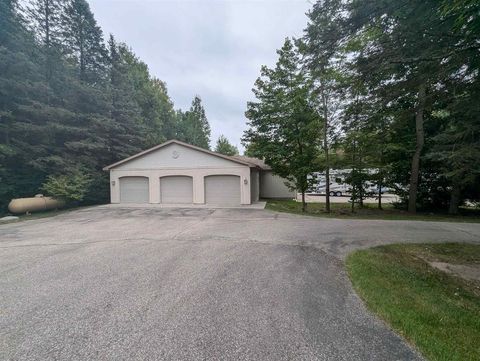 A home in Plainfield Twp