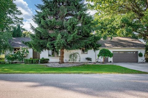 A home in Beaverton Twp